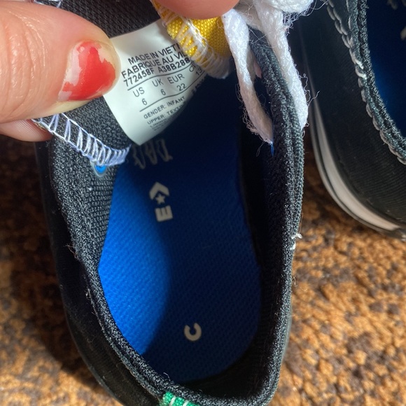 Color block converse - Picture 3 of 5